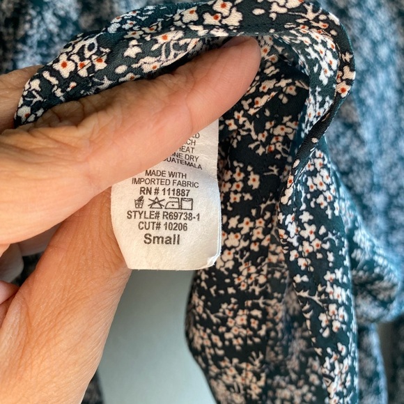 Rokoko Floral Wrap Blouse – Long Sleeve Peplum Top (Small) - Picture 2 of 5